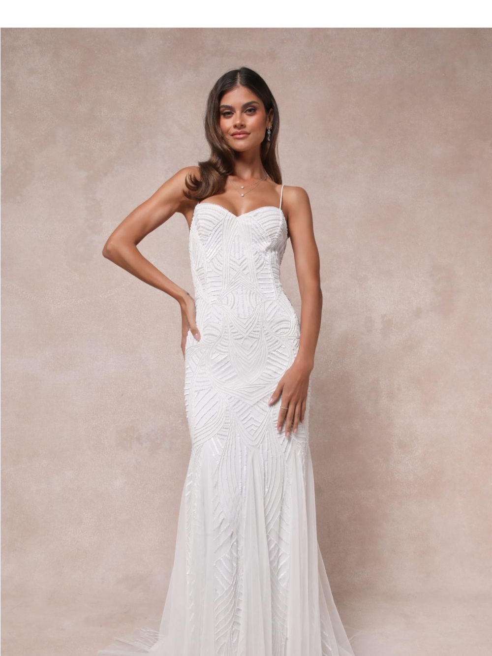 Lulu Elegant White Wedding Dress
